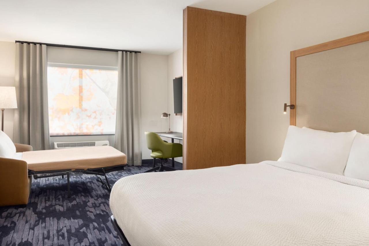 Fairfield By Marriott Inn & Suites Рокевей Екстер'єр фото