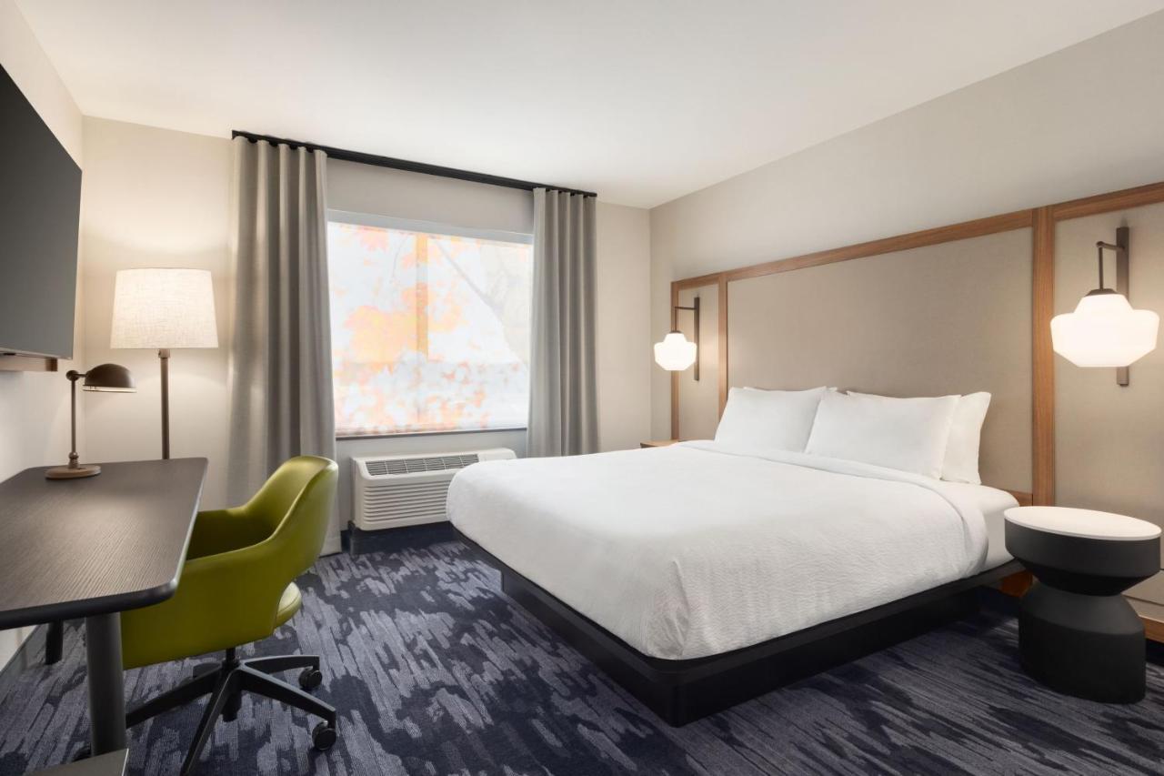 Fairfield By Marriott Inn & Suites Рокевей Екстер'єр фото